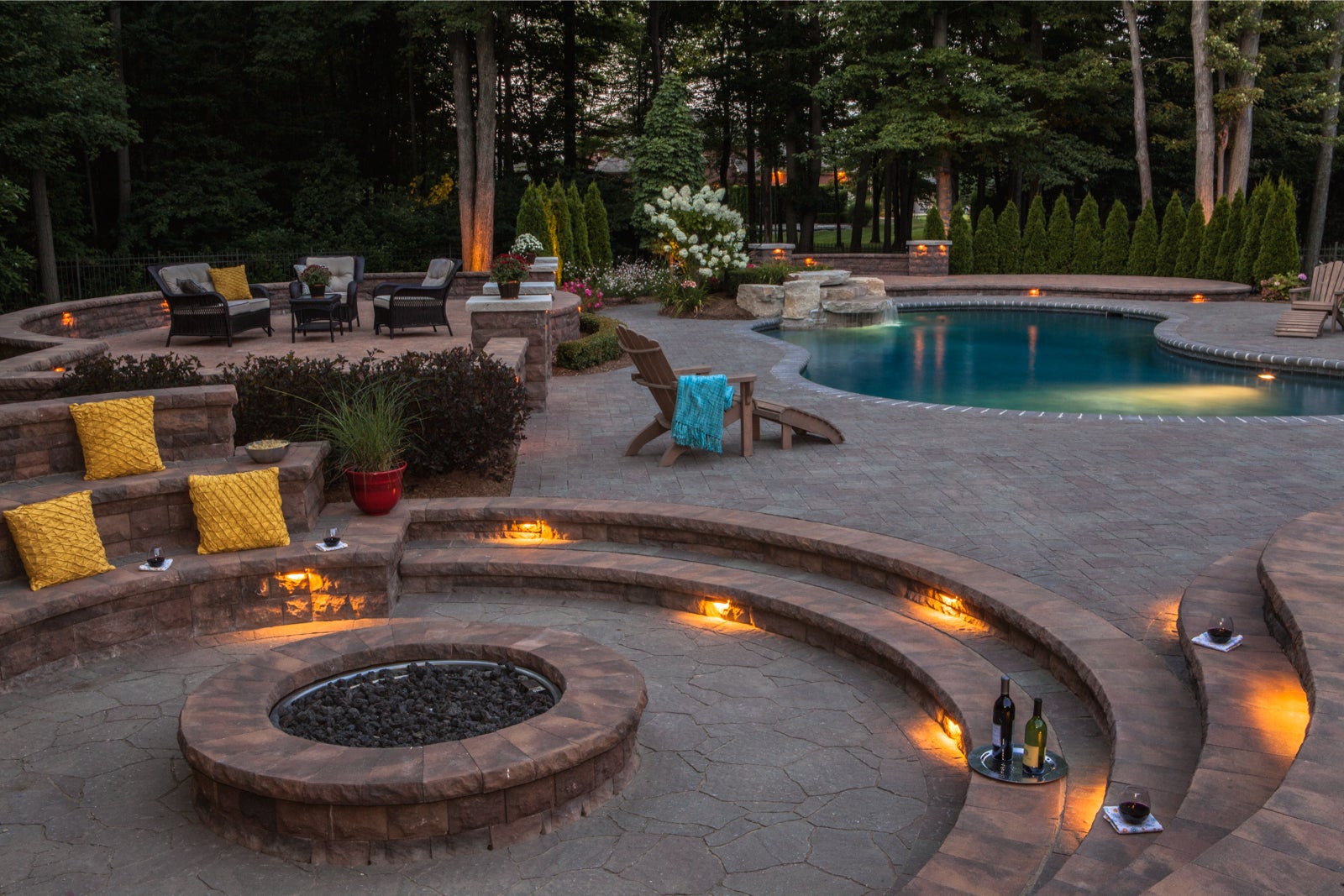 Fire Pit Patio Design Trends Outdoor, Elevated Fire Pit