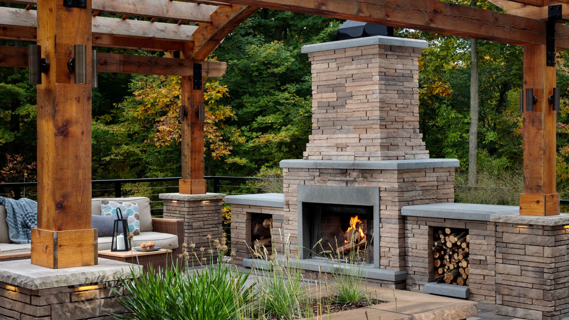 Outdoor Kitchens Stone Fireplaces, Pictures Of Outdoor Stone Fireplaces